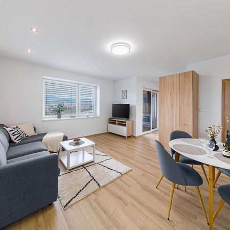 Tower Apartments Orchid & Amber Spisska Nova Ves Exterior photo